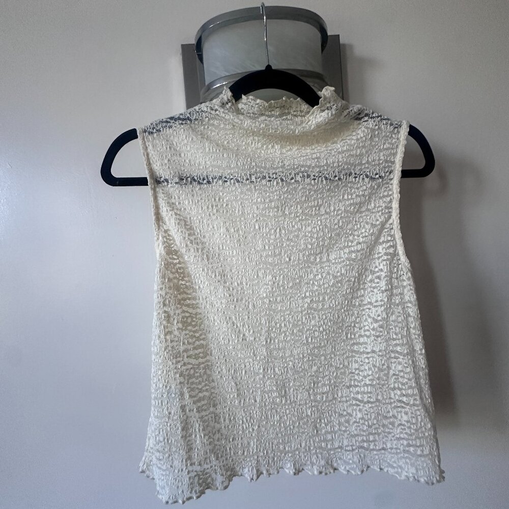 Find Me Now Second Skin Cream sleeveless lace top